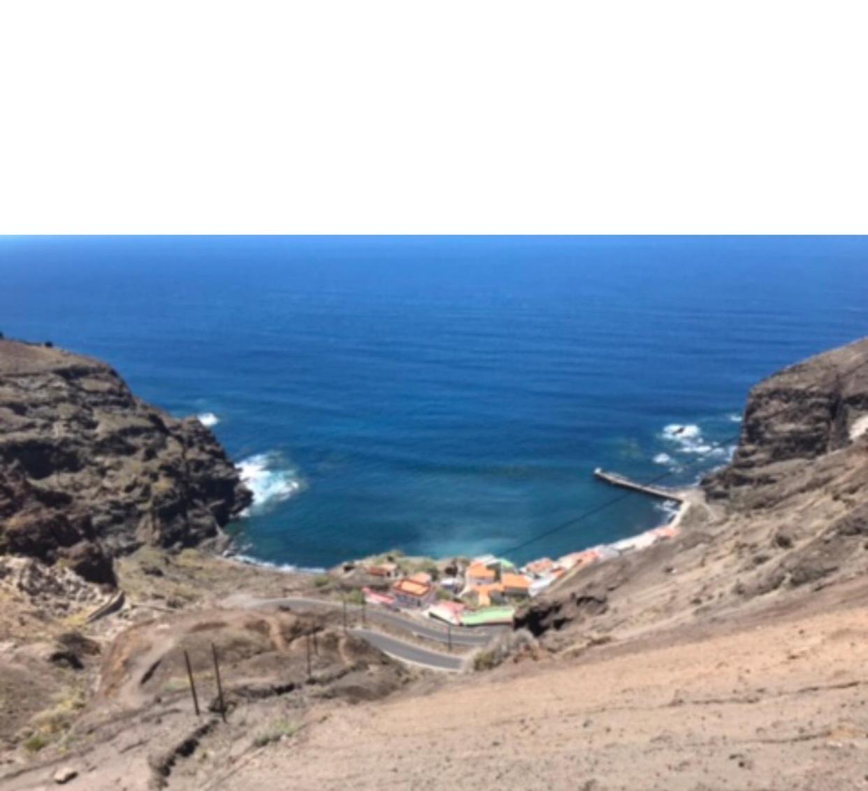 Vv Yelymar. Playa De Alojera Apartment Luaran gambar