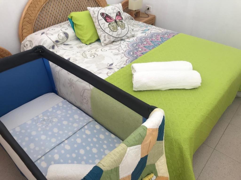Vv Yelymar. Playa De Alojera Apartment Luaran gambar